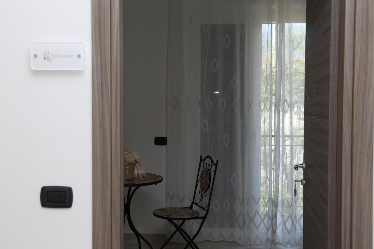 Il Giardino Bed & Breakfast Pimonte Eksteriør bilde